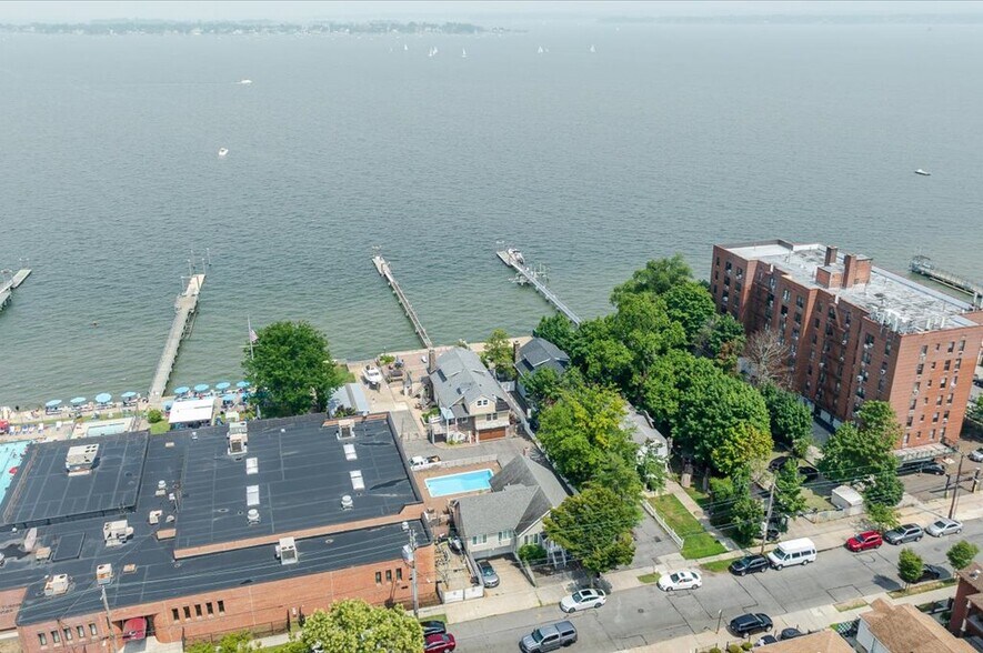 More Photos Of 720 Clarence Ave, Bronx Multifamily For Sale