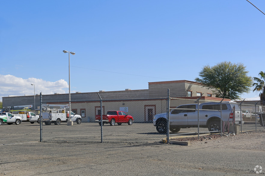 Primary Photo Of 3300 N Palo Verde Ave, Tucson Contractor Storage Yard For Lease