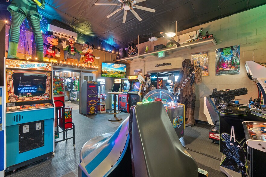 More Photos Of 208 N Molalla Ave, Molalla General Retail For Sale