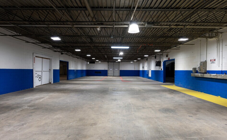 More Photos Of 1941 Haw River Hopedale Rd, Burlington Warehouse For Sale