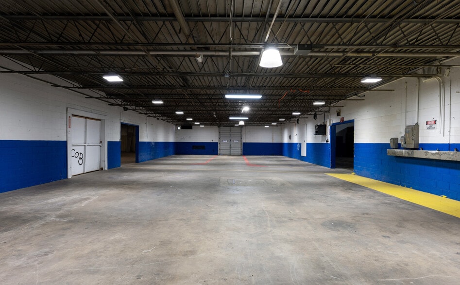 More Photos Of 1941 Haw River Hopedale Rd, Burlington Warehouse For Sale