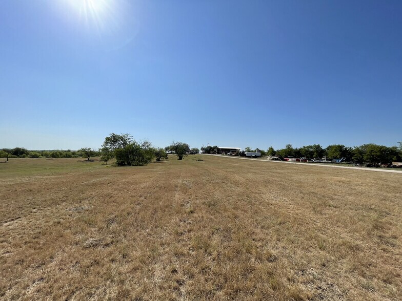 More Photos Of 6909 Wolf Lane, Del Valle Land For Sale