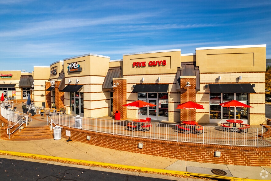 More Photos Of 44630 Waxpool Rd, Ashburn Unknown For Lease