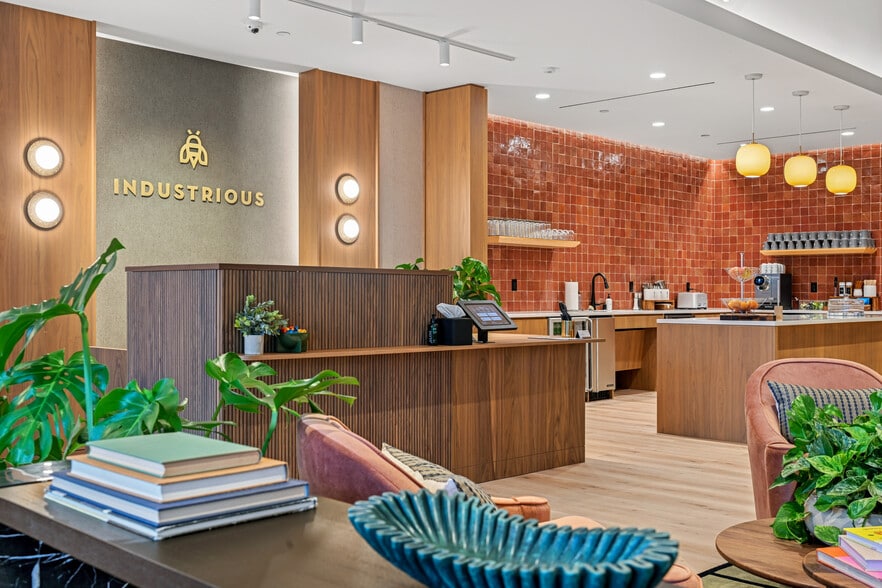 More Photos Of 3400 W Riverside Dr, Burbank Coworking Space
