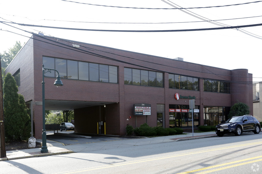 Primary Photo Of 296 Kinderkamack Rd, Oradell Storefront Retail Office For Lease