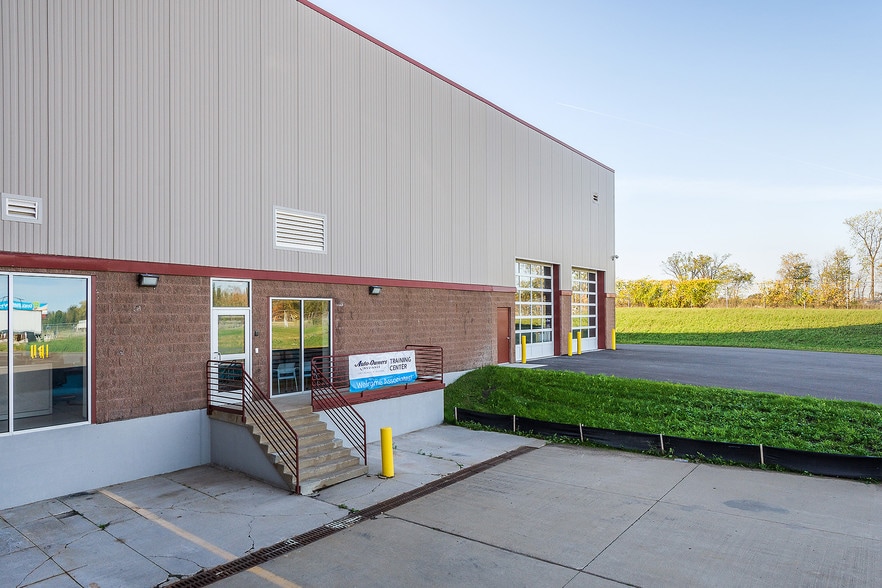 More Photos Of 2960 Ena Dr, Lansing Manufacturing For Lease