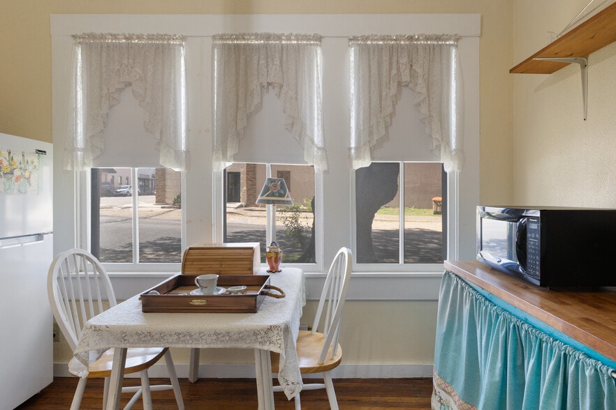 More Photos Of 201 Nugent Ave ave, Johnson City Hotel For Sale