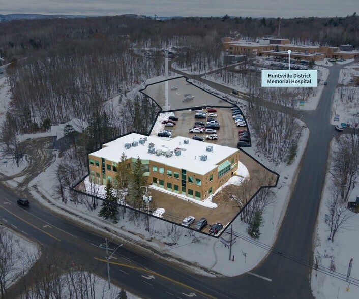 Primary Photo Of 348 Muskoka Rd 3 N, Huntsville Medical For Lease