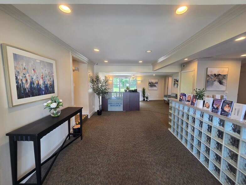 More Photos Of 3830 W 96th St, Indianapolis Office For Sale