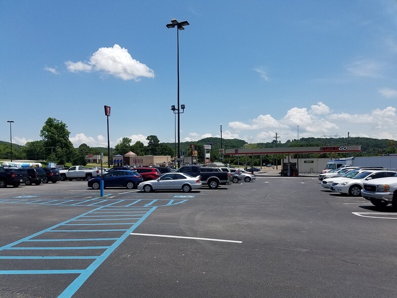 More Photos Of 10161 Dayton Pike, Soddy Daisy Supermarket For Lease
