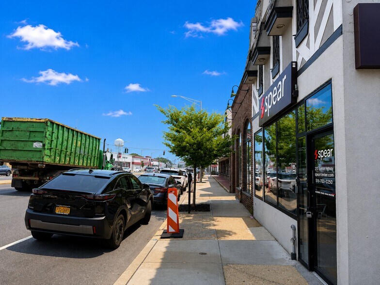 More Photos Of 270 Sunrise Hwy, Rockville Centre General Retail For Sale