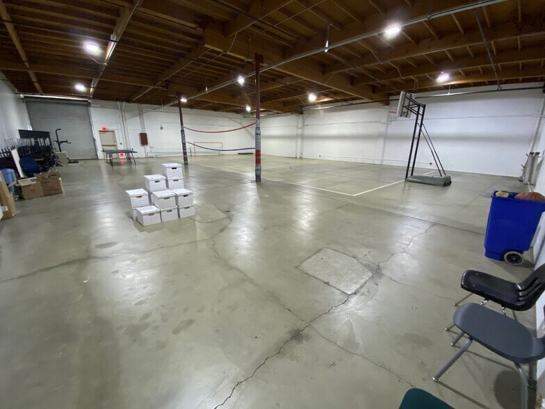 More Photos Of 402 Farnel Rd, Santa Maria Light Manufacturing For Sale