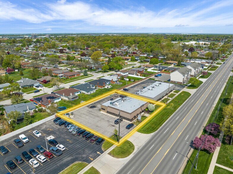 More Photos Of 29377 Hoover Rd, Warren Medical For Sale