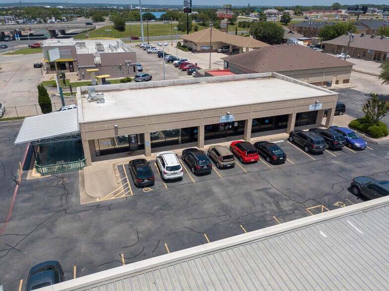 More Photos Of 4400 E Stan Schlueter Loop, Killeen Unknown For Lease