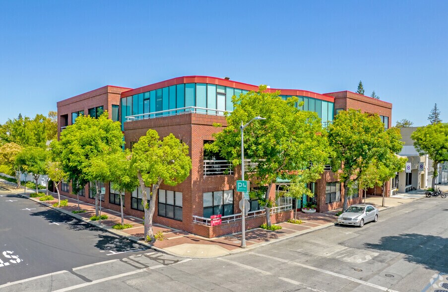 Primary Photo Of 350 Cambridge Ave, Palo Alto Medical For Lease