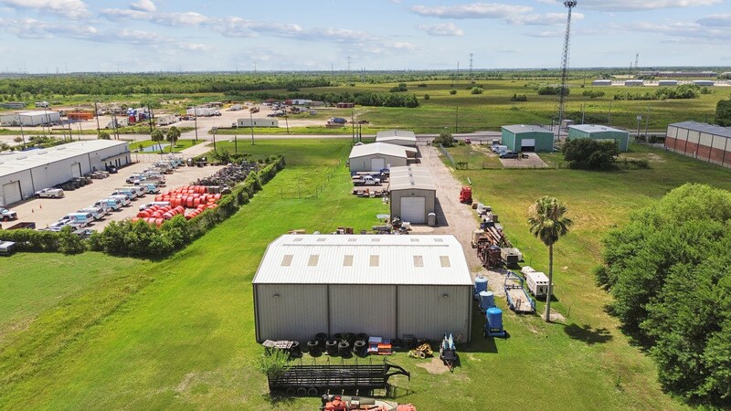 More Photos Of 5029 FM 646 Rd E, Dickinson Warehouse For Lease