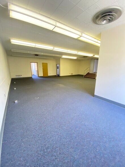 More Photos Of 366-368 S Main St, Akron Office For Sale