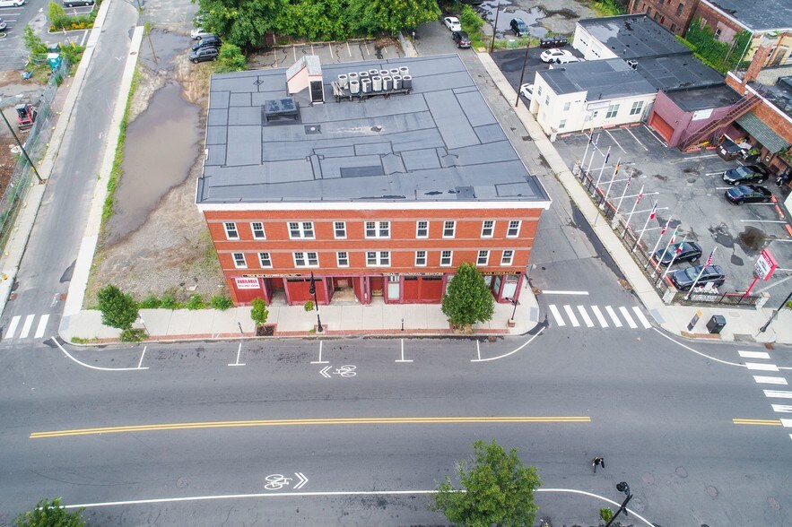 Primary Photo Of 979 Main St, Springfield Office Residential For Sale