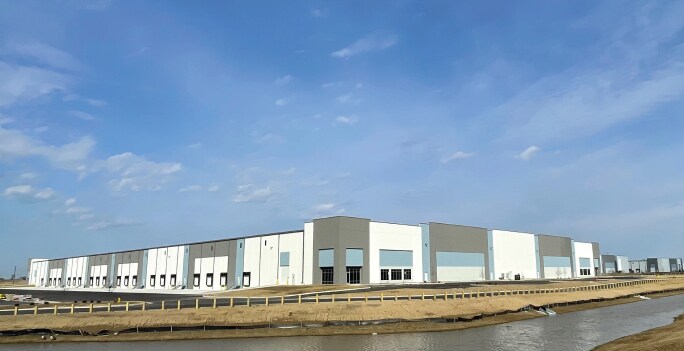 More Photos Of 5301 State Road 267, Lebanon Distribution For Lease