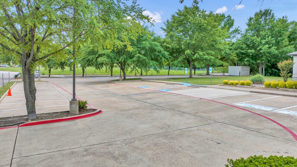 More Photos Of 840 E I-20 Hwy, Arlington Medical For Sale