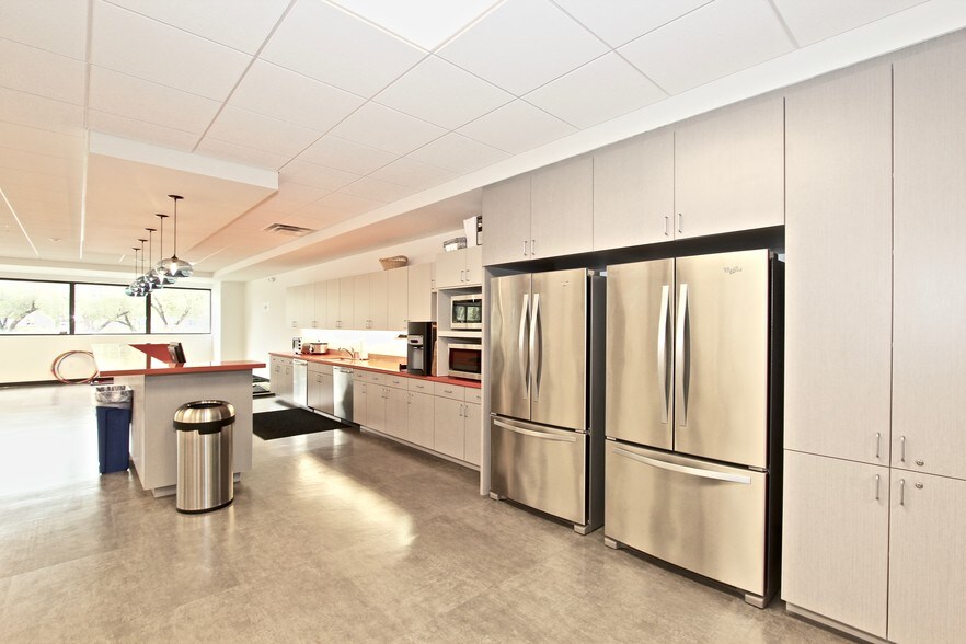 More Photos Of 12350 NW 39th St, Coral Springs Office For Lease