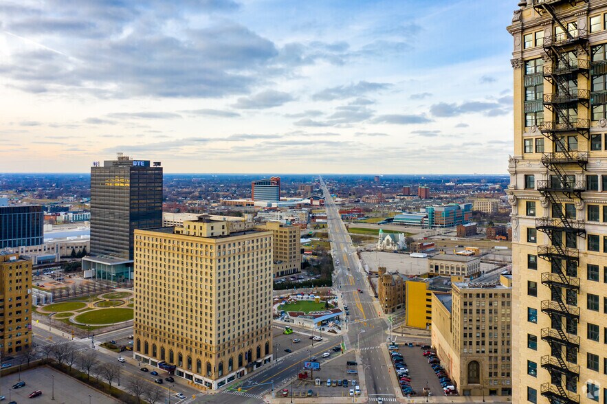 More Photos Of 400 Bagley St, Detroit Apartments For Lease
