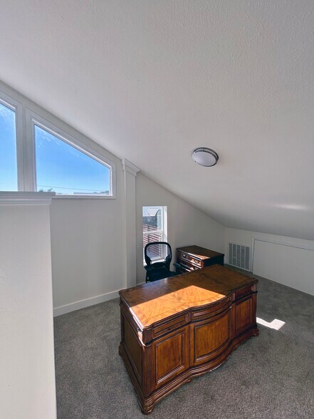 More Photos Of 107 Ranch Road 620 S, Austin Storefront For Lease