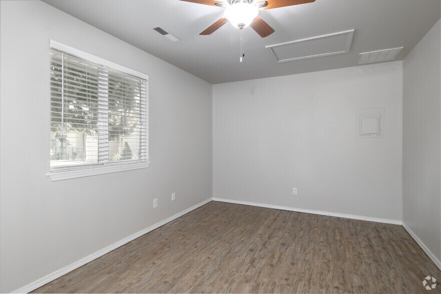 More Photos Of 7501 W Florence Ln, Boise Apartments For Sale