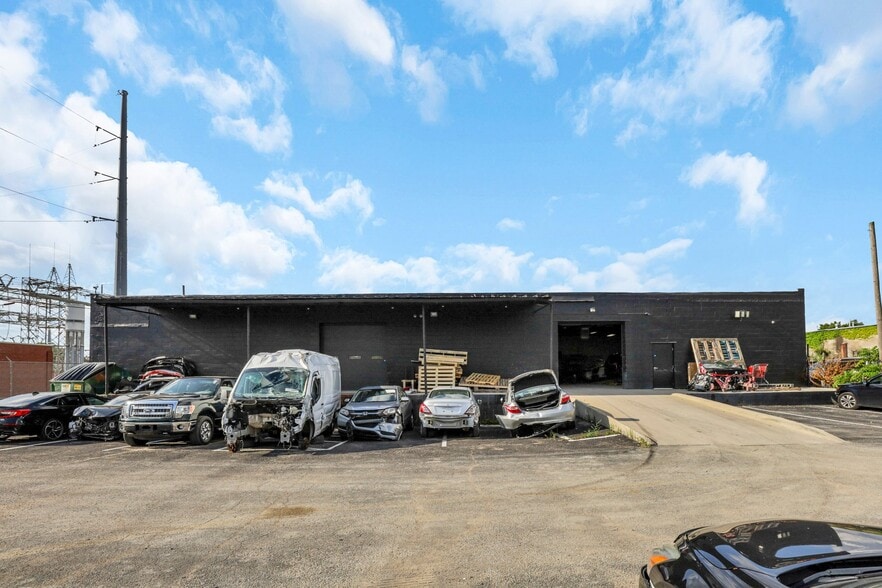 More Photos Of 1025 E Fifth Ave, Columbus Warehouse For Lease