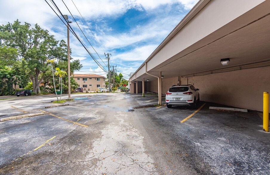 More Photos Of 1120 E Ponce De Leon Blvd, Coral Gables Office For Sale