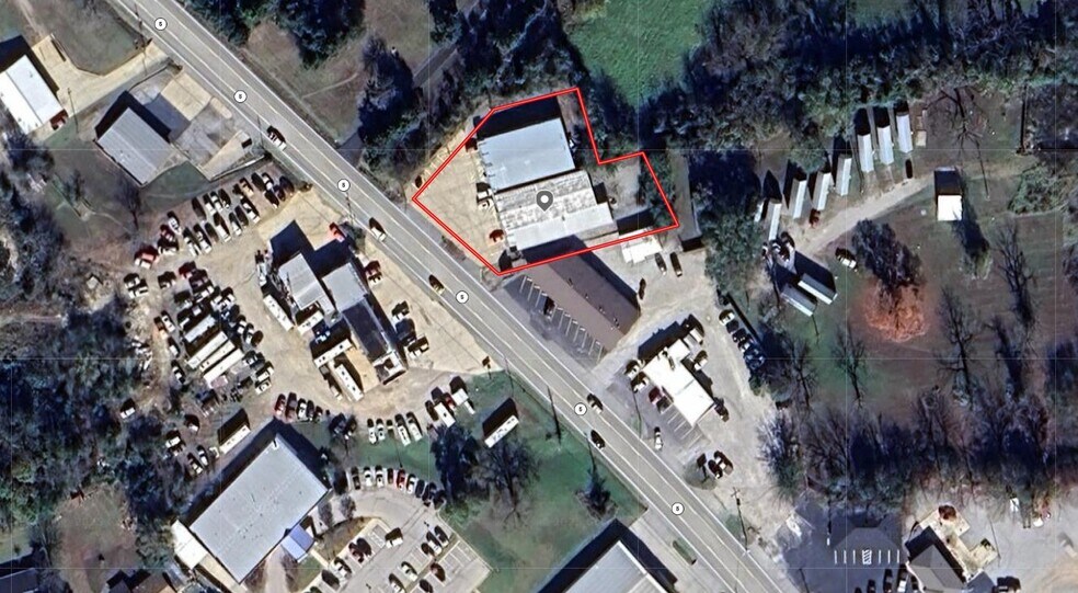 More Photos Of 721 Highway 5 N, Mountain Home Storefront For Sale