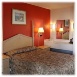 More Photos Of 400 Main St, Parsons Hotel For Sale