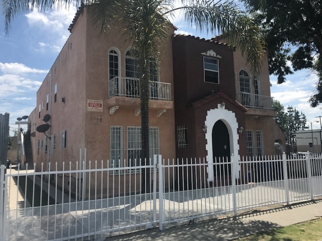 Primary Photo Of 1162 E 43rd Pl, Los Angeles Apartments For Sale