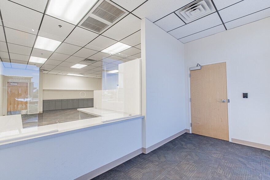 More Photos Of 2550 S 4th Ave, Yuma Freestanding For Lease
