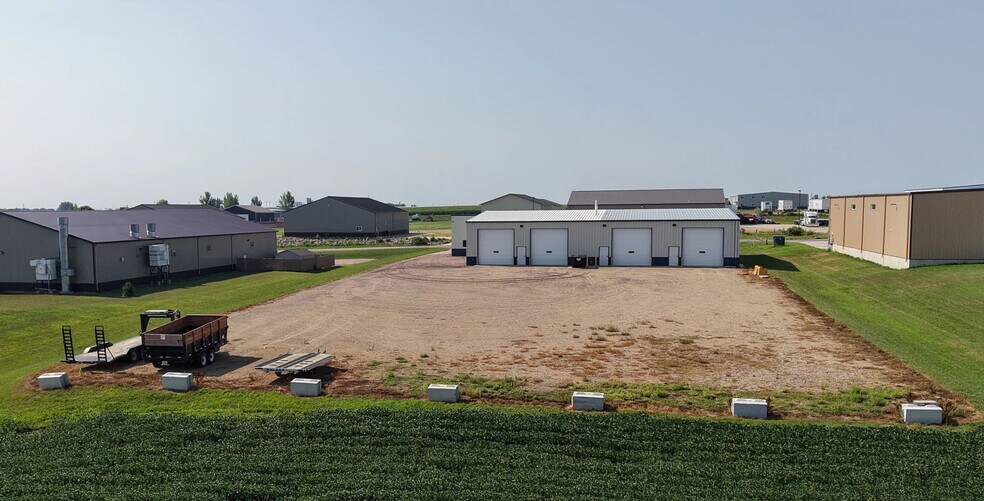 More Photos Of 47174 Haylie St, Sioux Falls Distribution For Sale