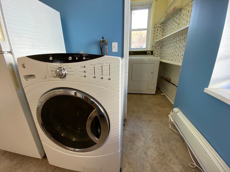 More Photos Of 31 Congress St, Cohoes Apartments For Sale