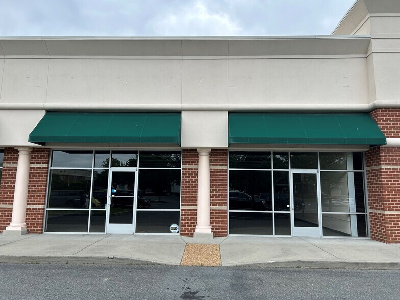 More Photos Of 1090 Virginia Center Pky, Glen Allen Unknown For Lease