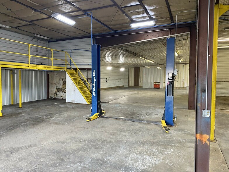 More Photos Of 27116 Grummand Ave, Tea Manufacturing For Lease