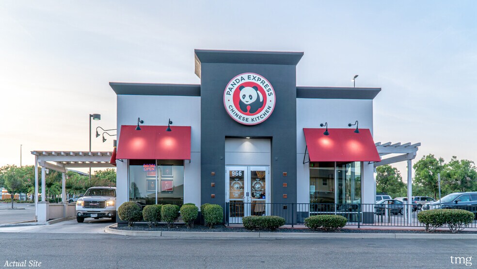 More Photos Of 966 Dana Dr, Redding Fast Food For Sale