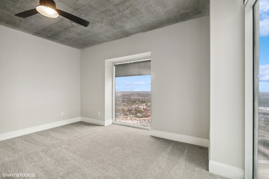 More Photos Of 5927 Almeda Rd, Houston Apartments For Lease
