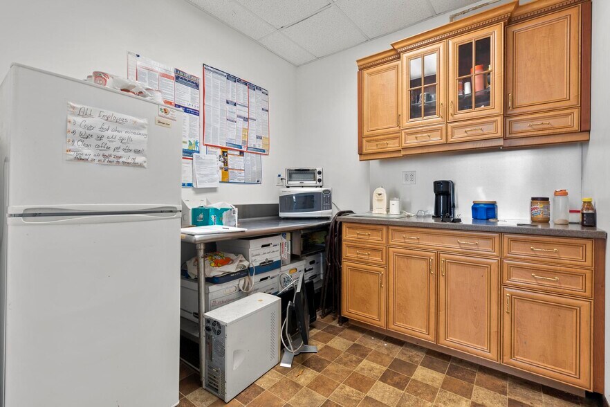 More Photos Of 1531 Route 163, Oakdale Auto Repair For Sale