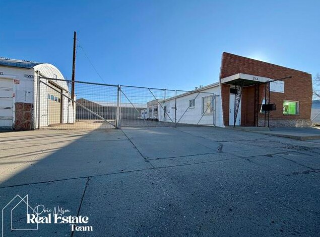 More Photos Of 515 N Lennox St, Casper Industrial For Sale