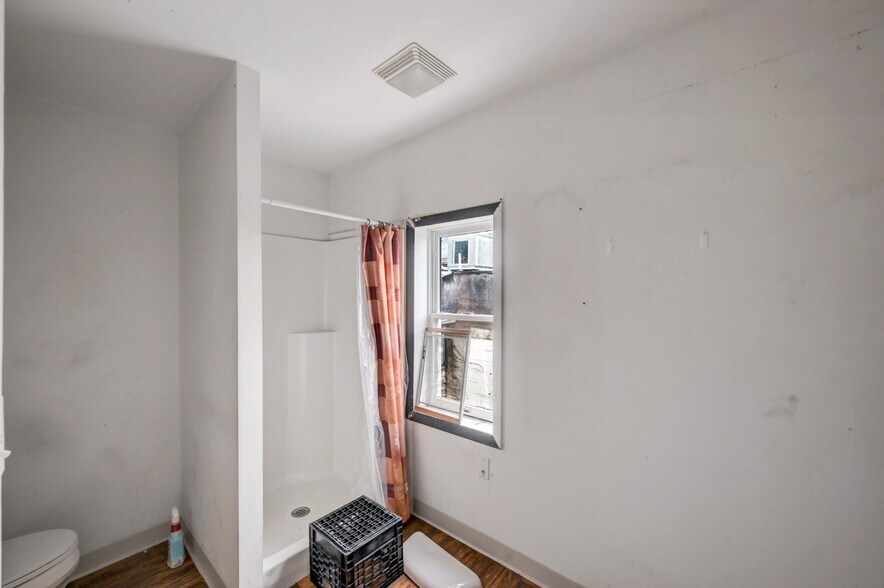 More Photos Of , Scranton General Retail For Sale