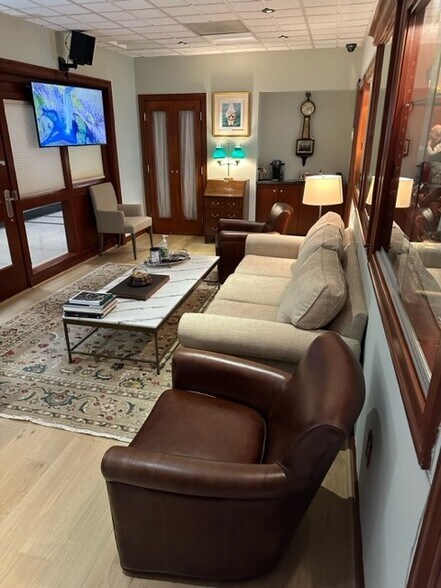 More Photos Of 333 Washington St, Boston Office For Lease