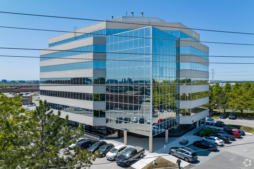 More Photos Of 7050 Weston Rd, Vaughan Office For Lease