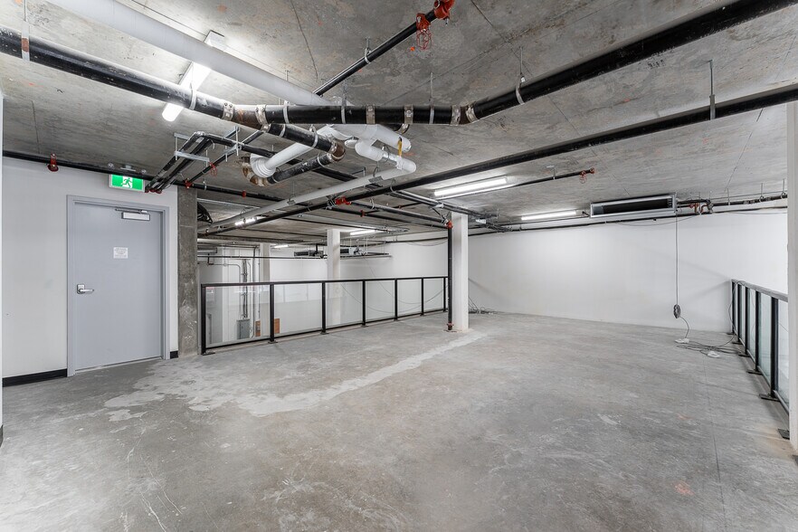 More Photos Of 243 Keefer st, Vancouver Storefront For Sale