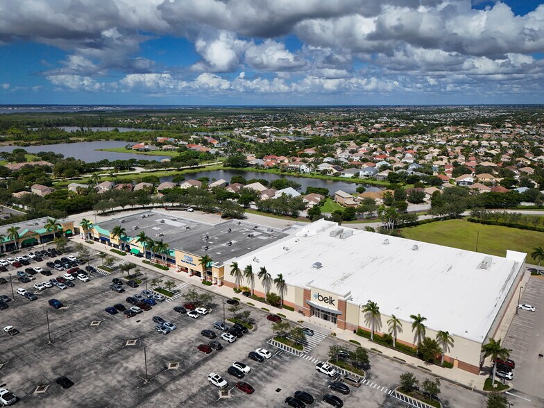 More Photos Of 2354 Surfside Blvd, Cape Coral Storefront For Sale