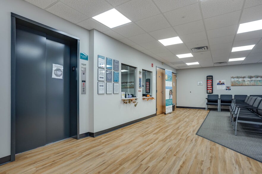 More Photos Of 3610 Bush St, Raleigh Medical For Lease