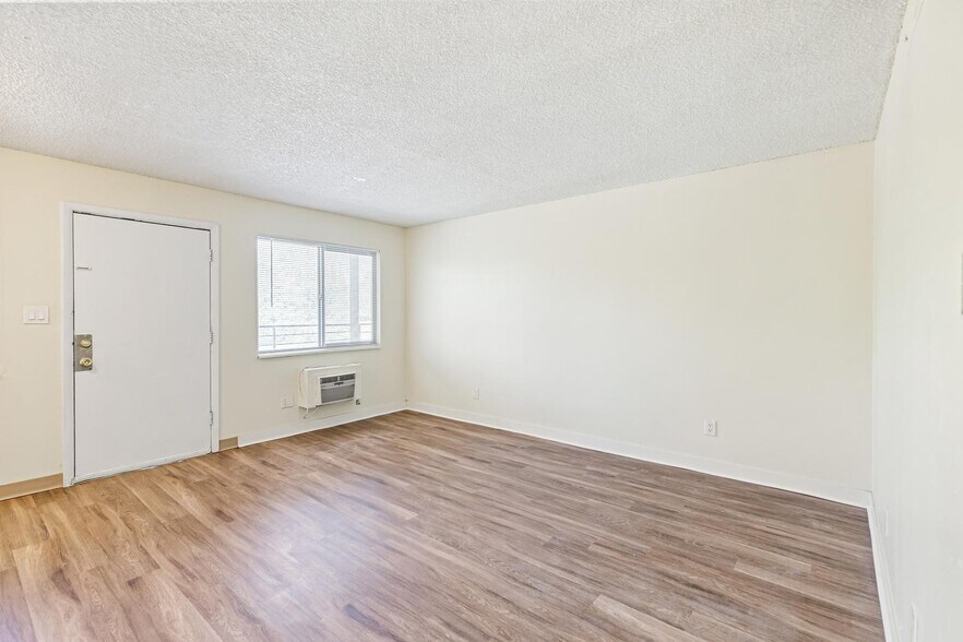 More Photos Of 1380 W Mississippi Ave, Denver Apartments For Sale