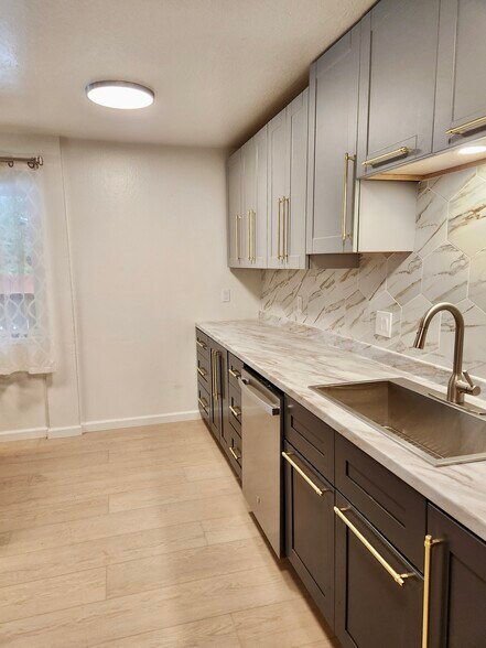 More Photos Of 866 Southwood Blvd, Incline Village Apartments For Sale